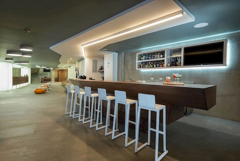 hotel calypso beach colombia taburete barcino resol diseno  282 29