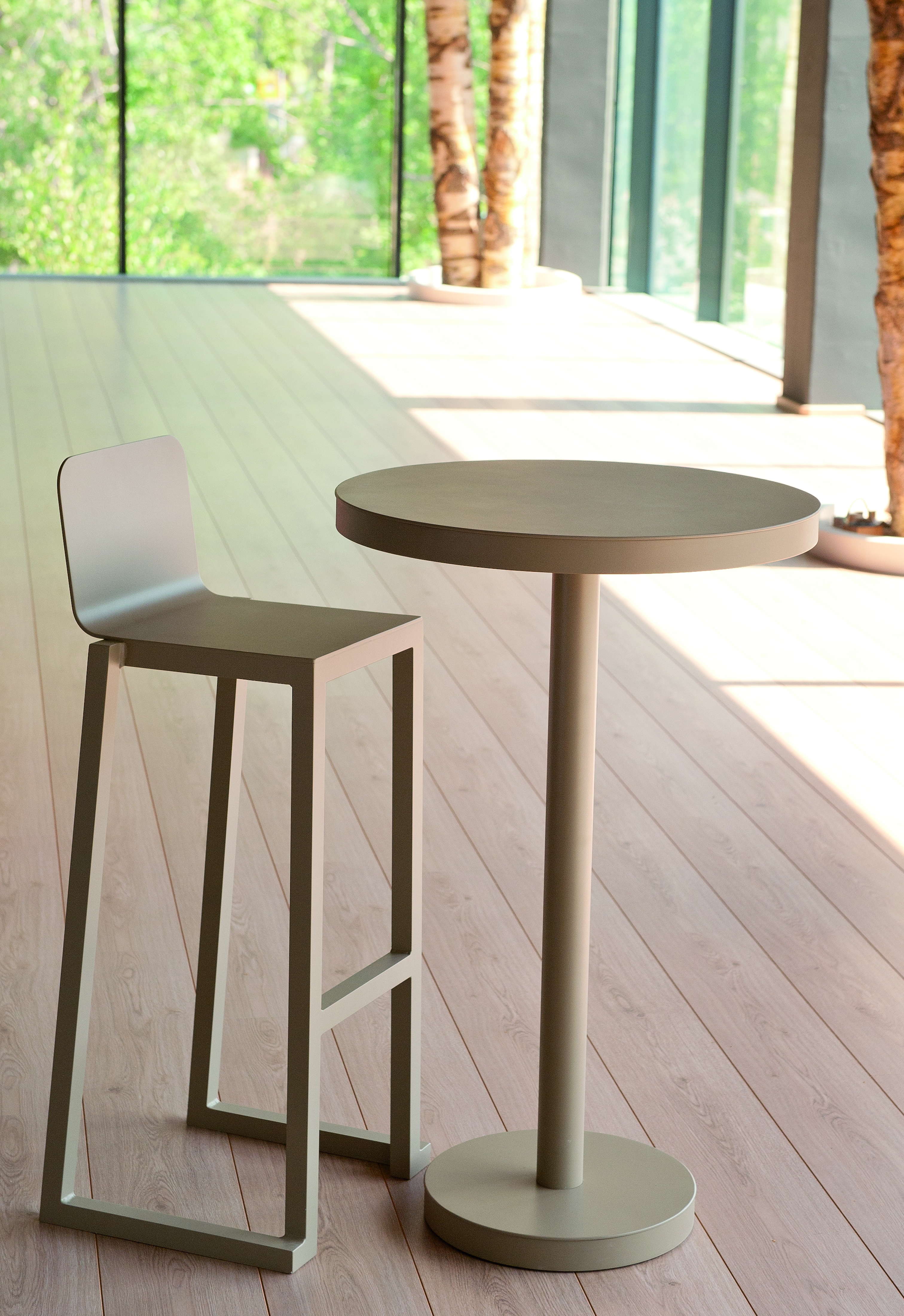 fix 69d794142a380 tamboret i taula alta barcino