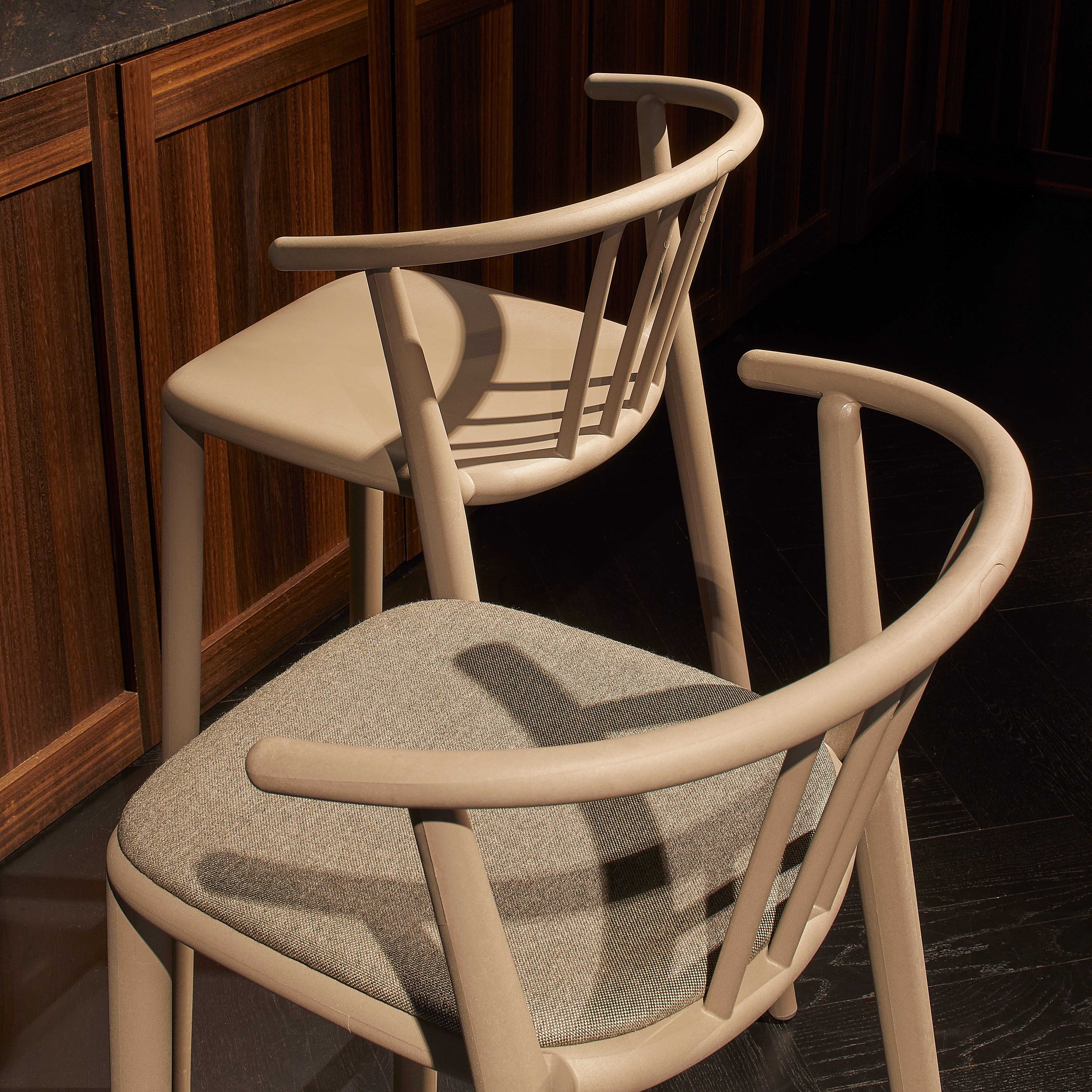 fix 69dd00131d36b taburete woody taburete woody tapizado detalle