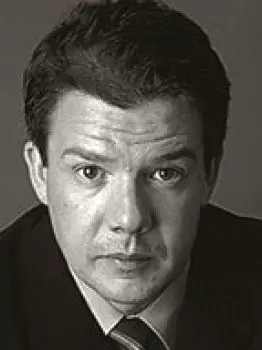 Antonio Flores