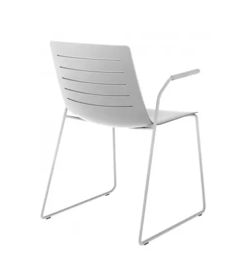 Silla Patin Con Brazos Skin Blanca Estructura Blanca 4x