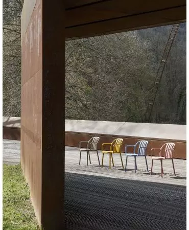 Silla Con Brazos Sue