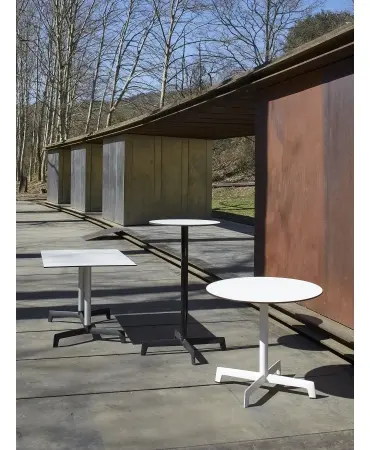 Mesa Compacto Fenolico 70x60 Pie Sputnik